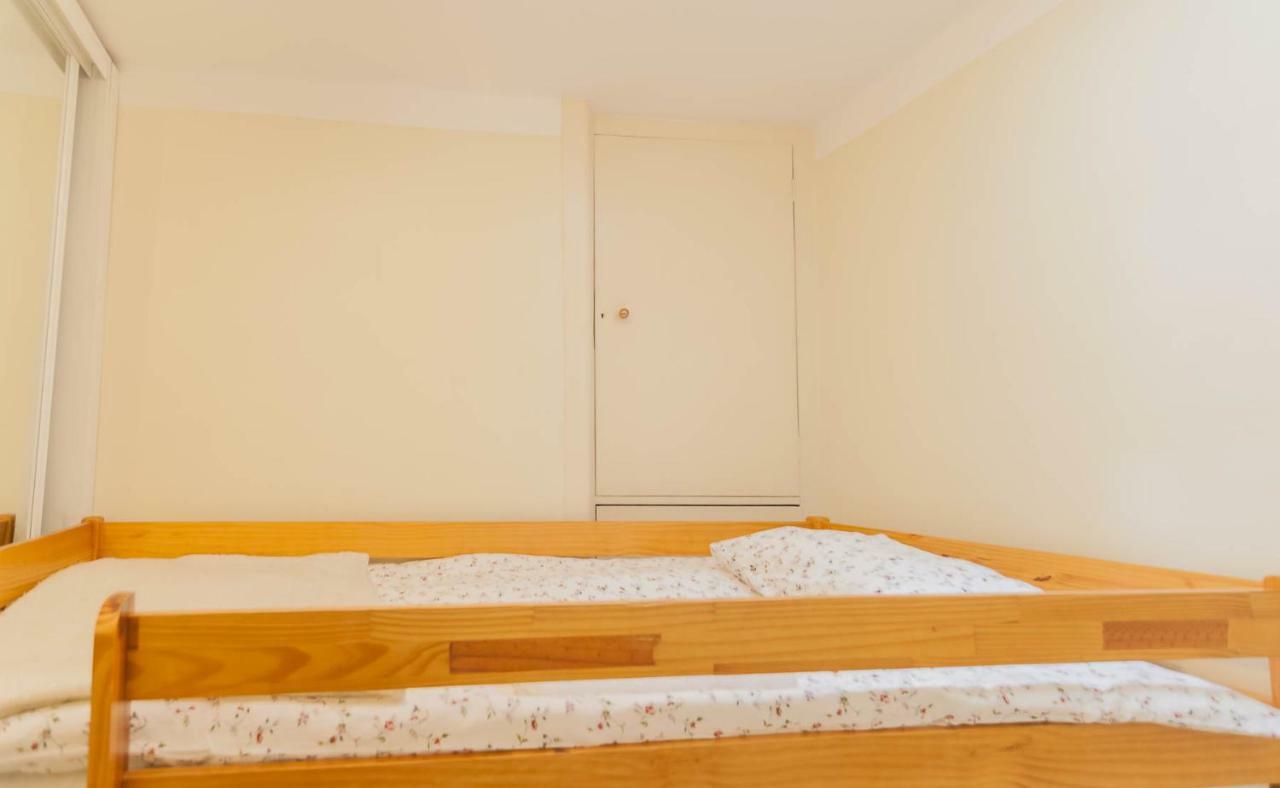 'White House' Apartment- Alfama Lisbona Esterno foto